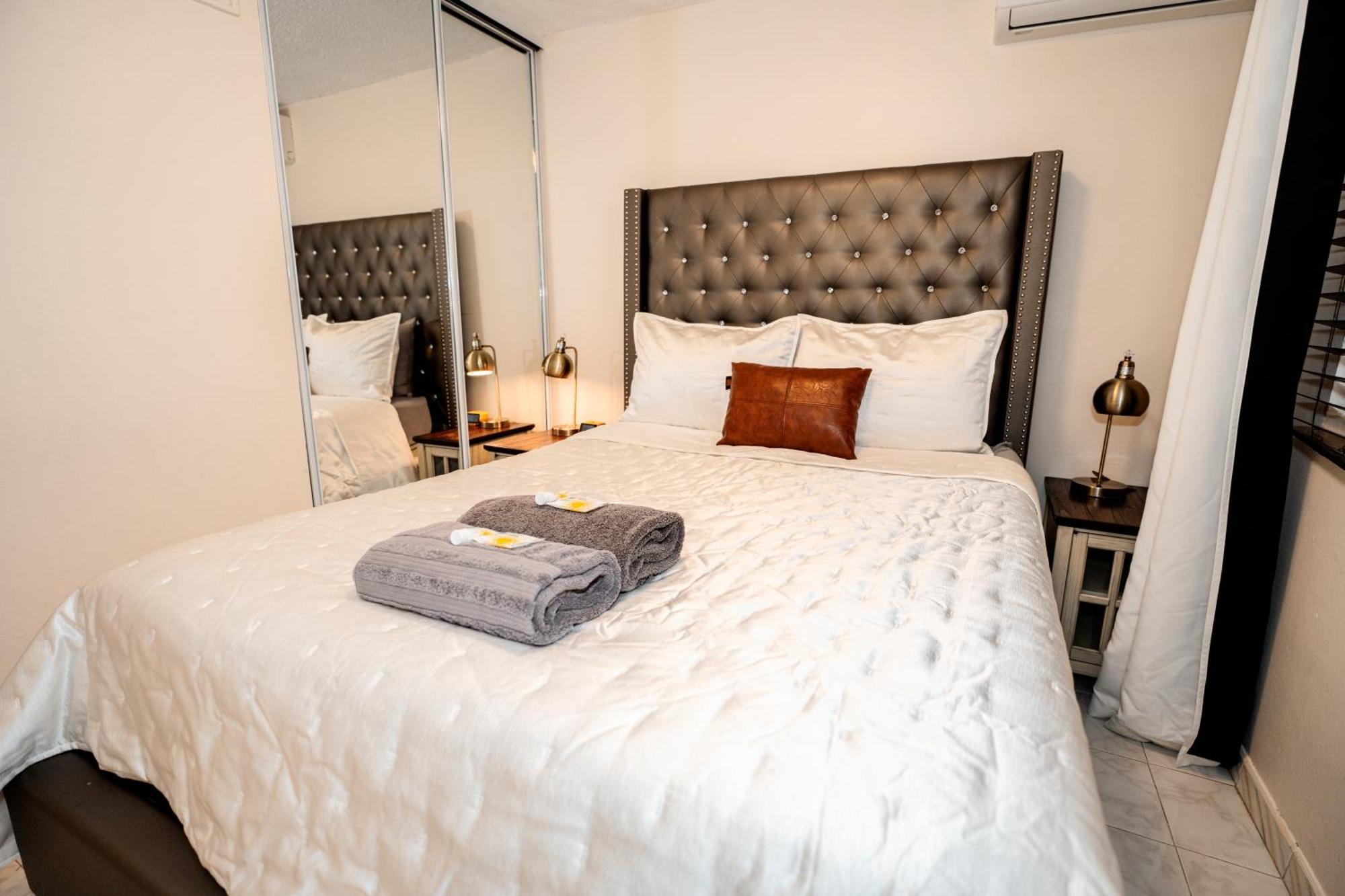 דירות פונצ'ה Oasis In The South Of The Island With Free Parking And Laundry מראה חיצוני תמונה